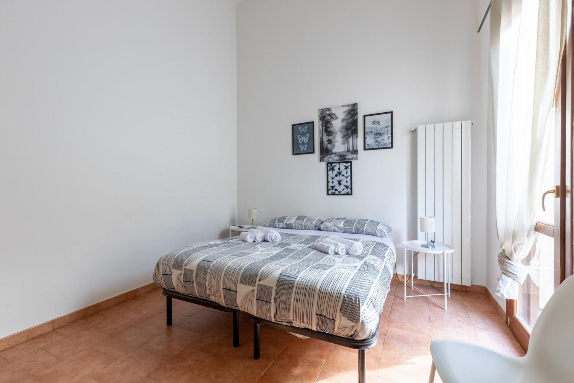 Four Shades Of Pisa Apartments Екстер'єр фото