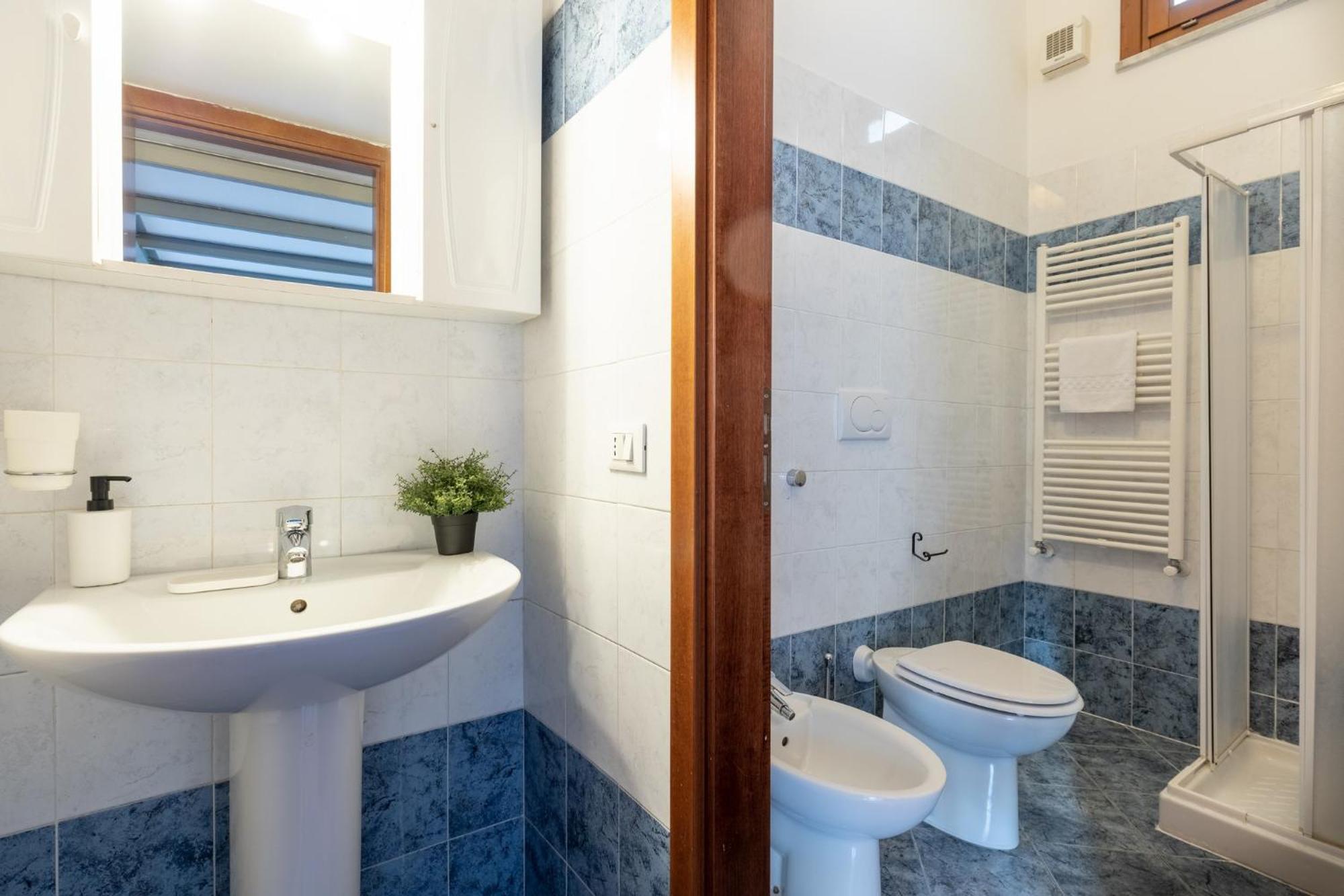 Four Shades Of Pisa Apartments Екстер'єр фото