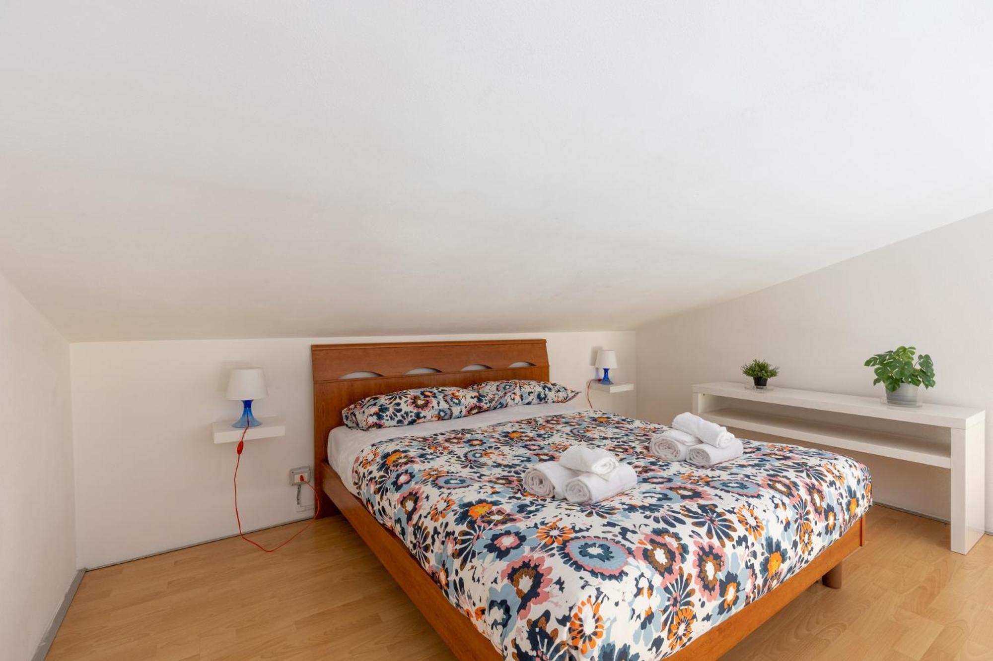 Four Shades Of Pisa Apartments Екстер'єр фото