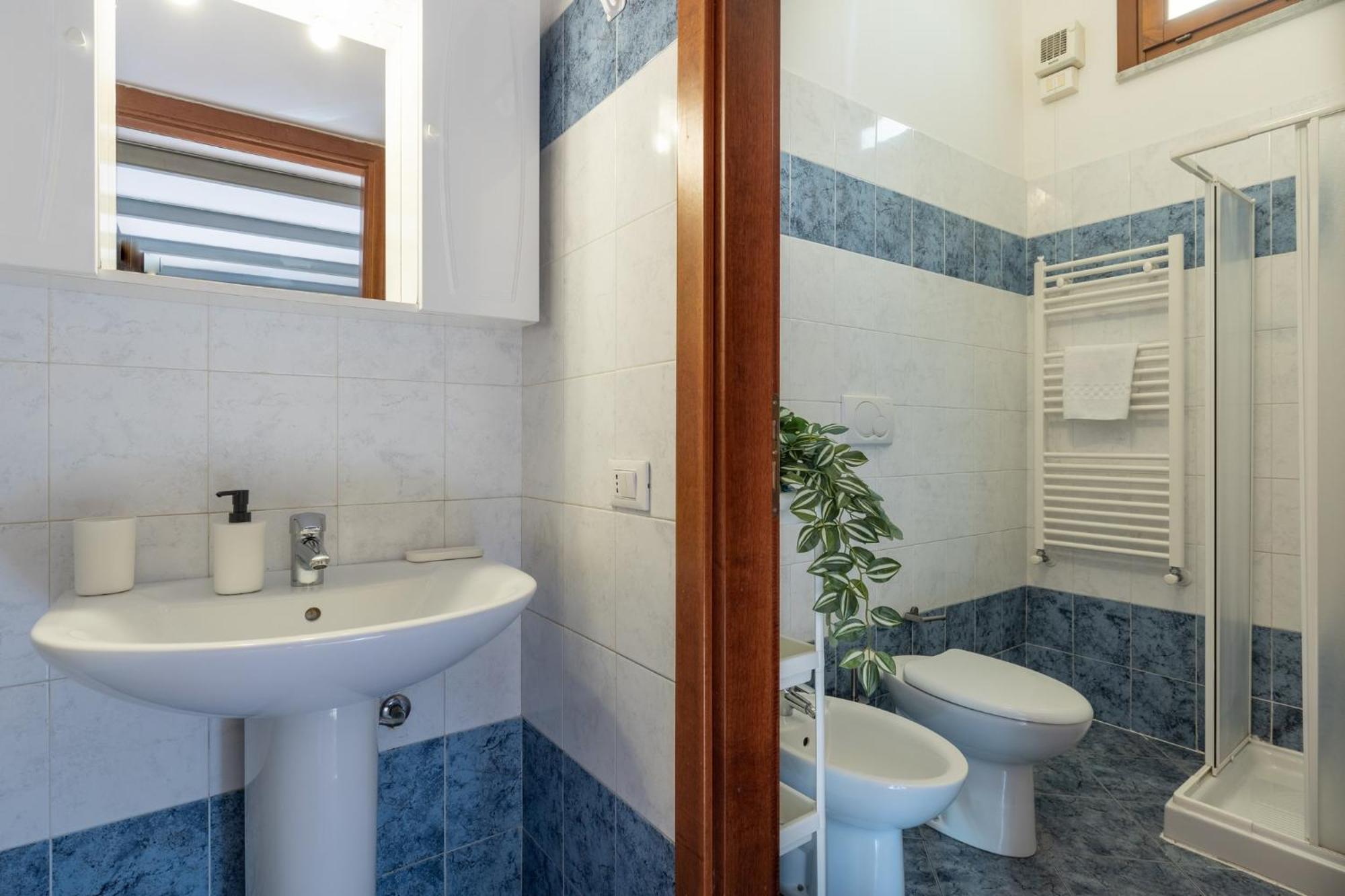 Four Shades Of Pisa Apartments Екстер'єр фото